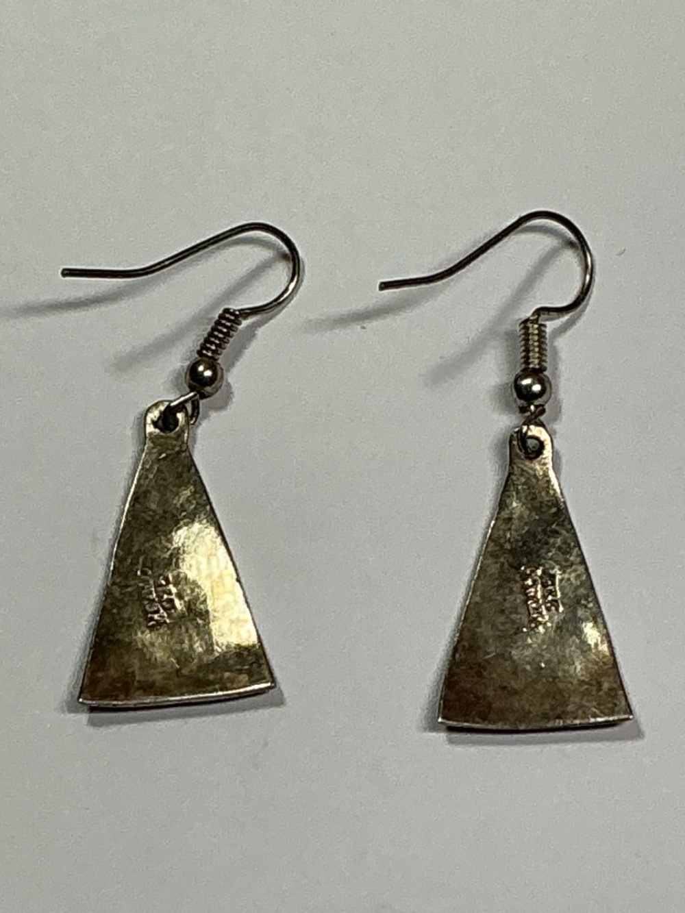 Sterling Silver Mexico Geometric Triangle Design Crushed Turquoise Inlay. 1.5” - Picture 5 of 8